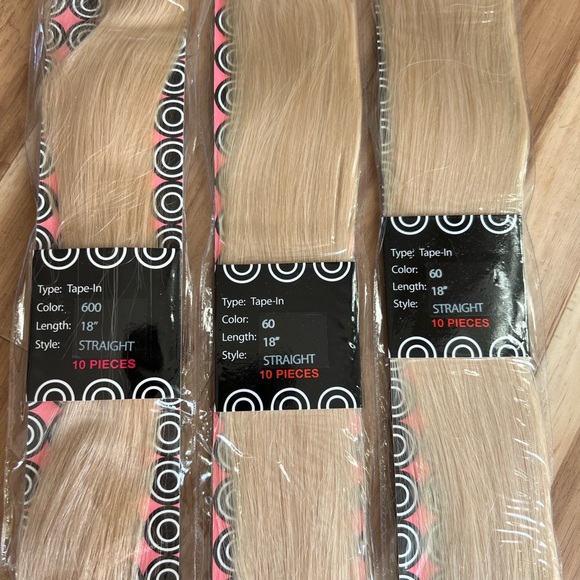 3 packs Donna Bella Tape-In Extensions new in package 18" #60&#600 - Picture 3 of 4